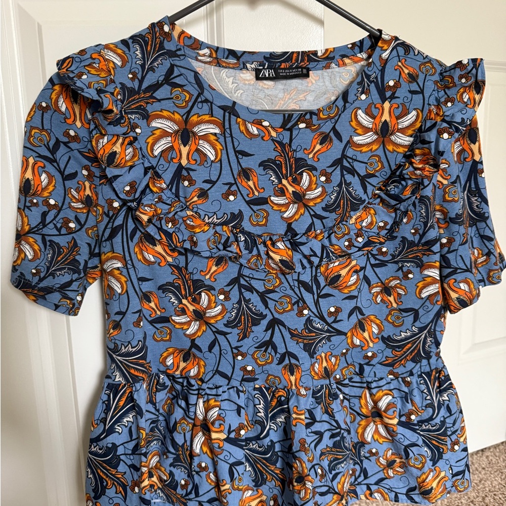 Zara Women's Blue Floral Top